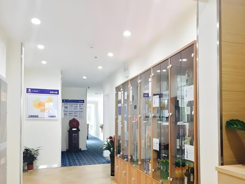 7 days inn xian xishaomen laodong road metro station
