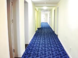 7 days inn xian xishaomen laodong road metro station