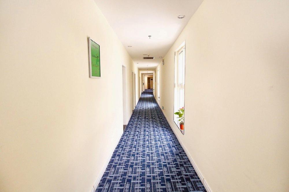 7 days inn xian xishaomen laodong road metro station
