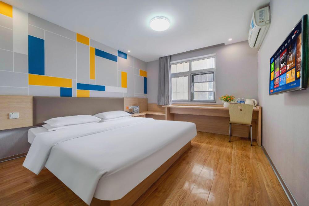 7 days inn xian xishaomen laodong road metro station