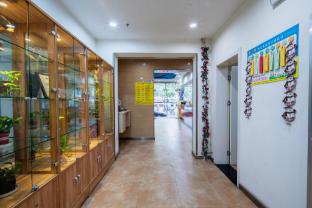 7 days inn xian xishaomen laodong road metro station