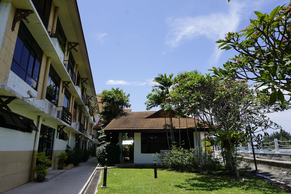 kudat golf and marina resort