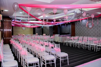shervinton executive boutique hotel
