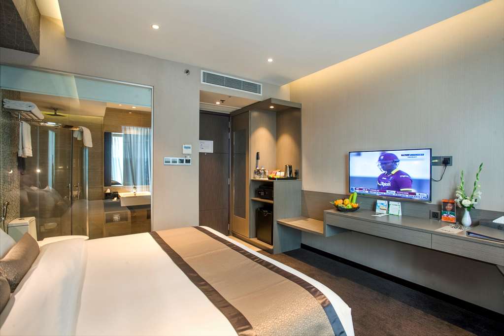 best western plus maple leaf