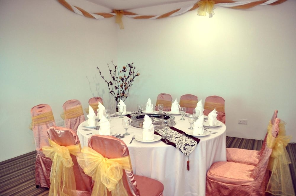 zaras boutique hotel harbour city