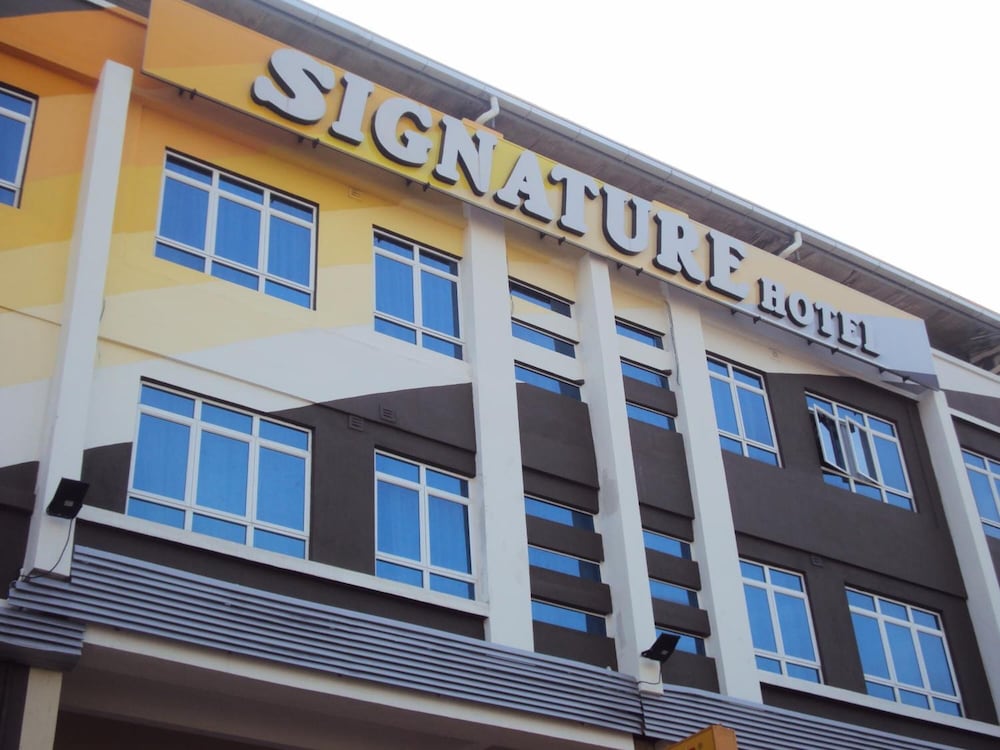 signature hotel