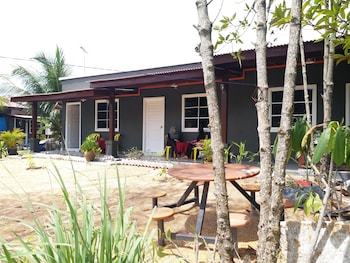 idaman guesthouse