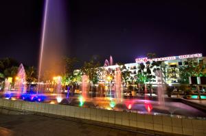 906 riverside hotel