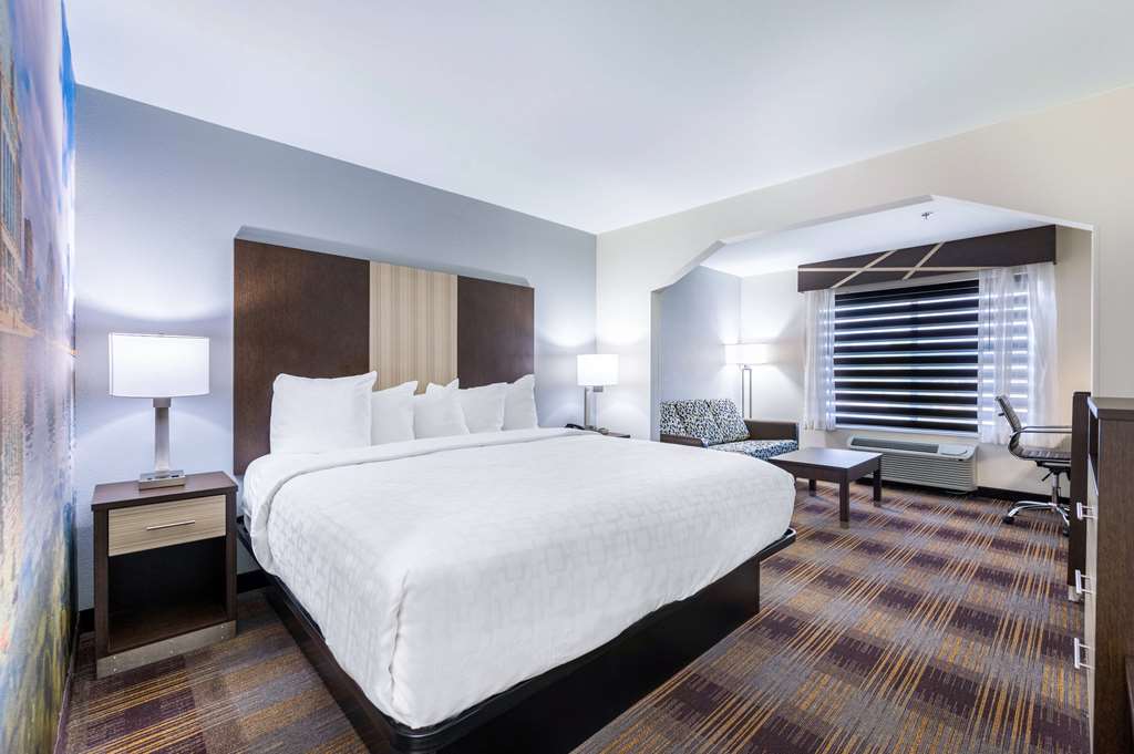 clarion pointe madison huntsville