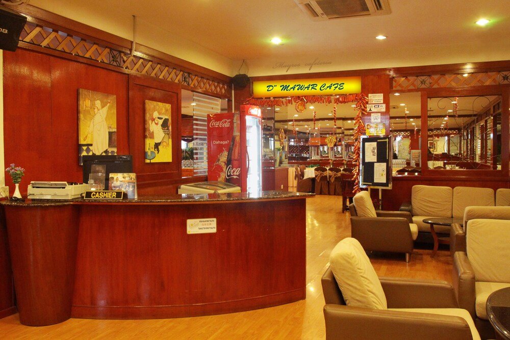 mayres hotel kota tinggi