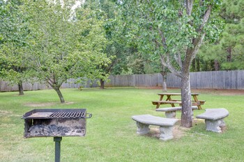 Baymont By Wyndham Ozark,Houston County>>Dothan,2.5 star