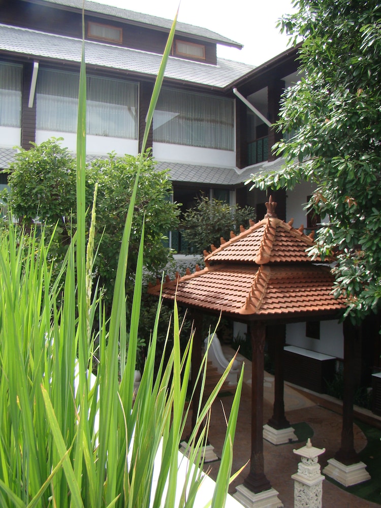 kodchasri thani hotel chiangmai