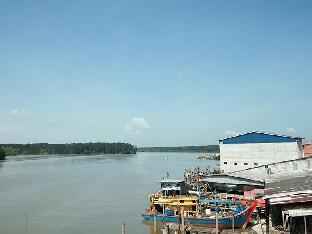 the happy 8 retreat kuala sepetang