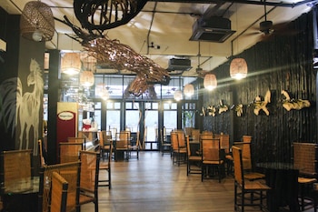 the happy 8 retreat kuala sepetang