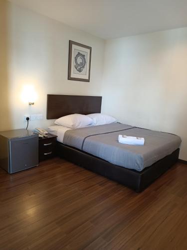 so hotel
