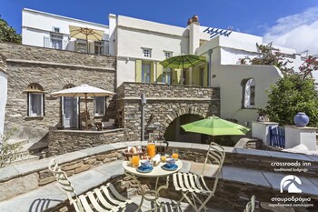 tinos