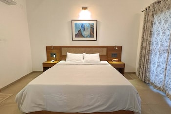 lahari by hireavilla chic 4br beachfront villa