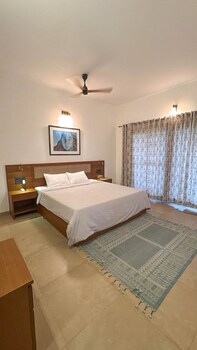 lahari by hireavilla chic 4br beachfront villa