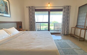 lahari by hireavilla chic 4br beachfront villa