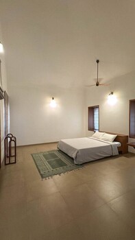 lahari by hireavilla chic 4br beachfront villa