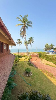 lahari by hireavilla chic 4br beachfront villa