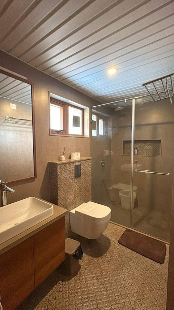 lahari by hireavilla chic 4br beachfront villa