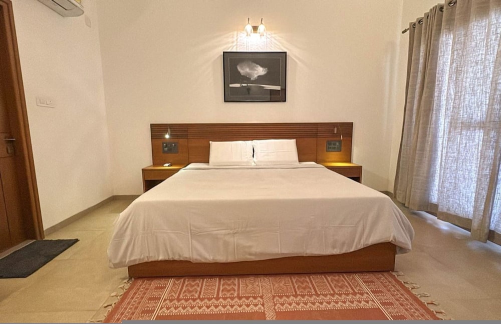 lahari by hireavilla chic 4br beachfront villa