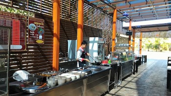 Baan Suan Khunta Golf Resort,Mueang Ubon Ratchathani>>Ban Nong Bua,4 star