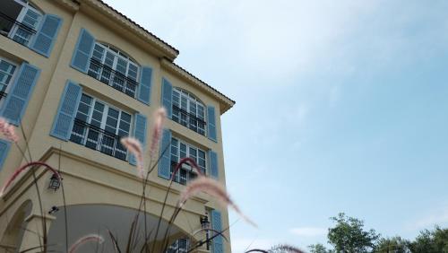 de pastel hotel