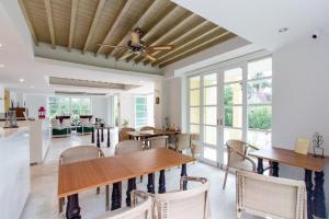 de pastel hotel