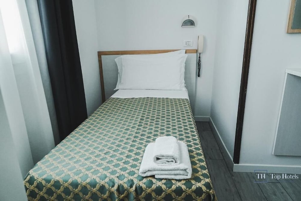 nautic beach hotel