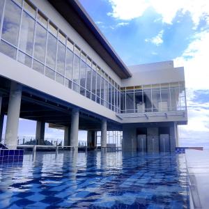 the zhm premiere dh grand zuri padang