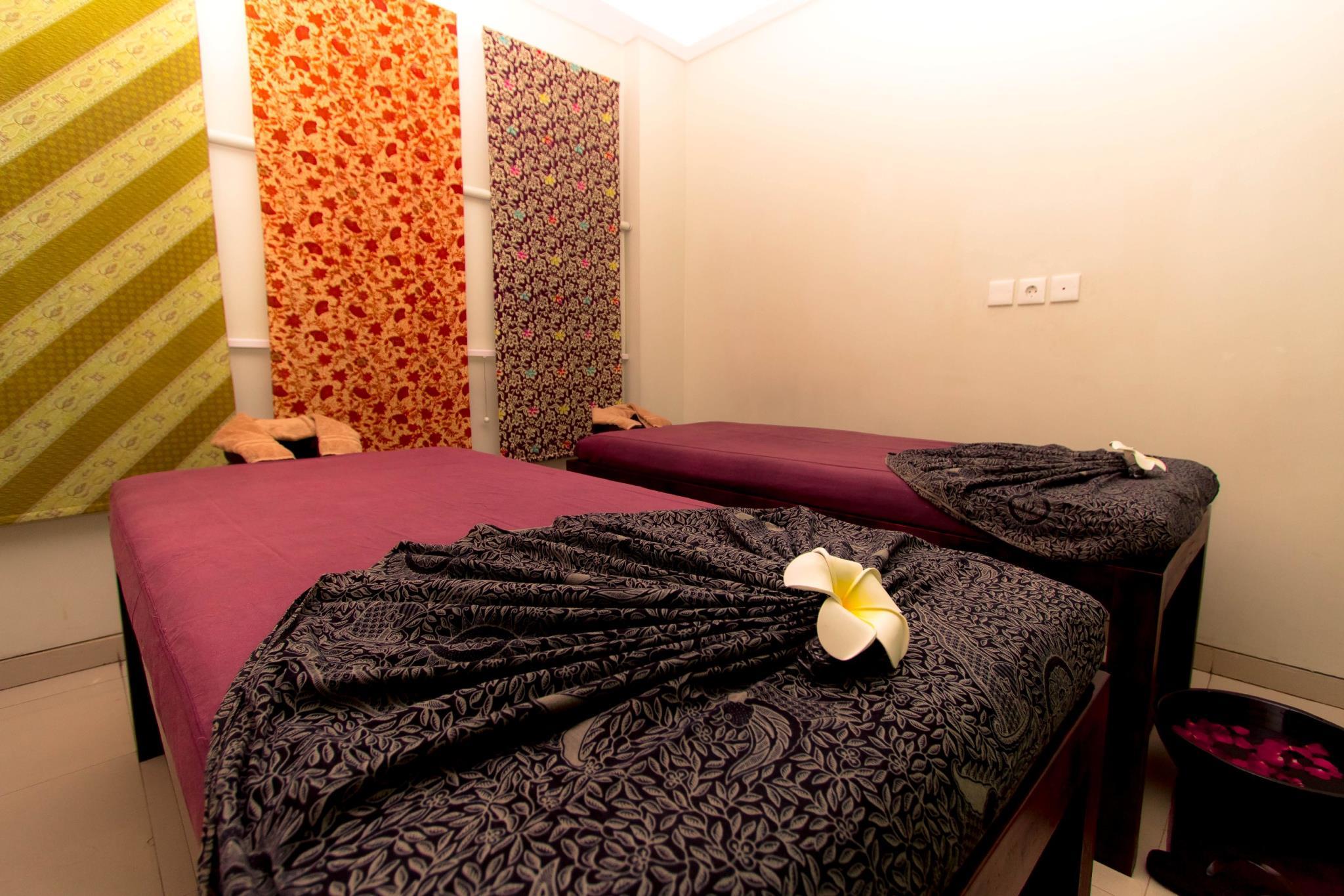 grandmas plus hotel airport