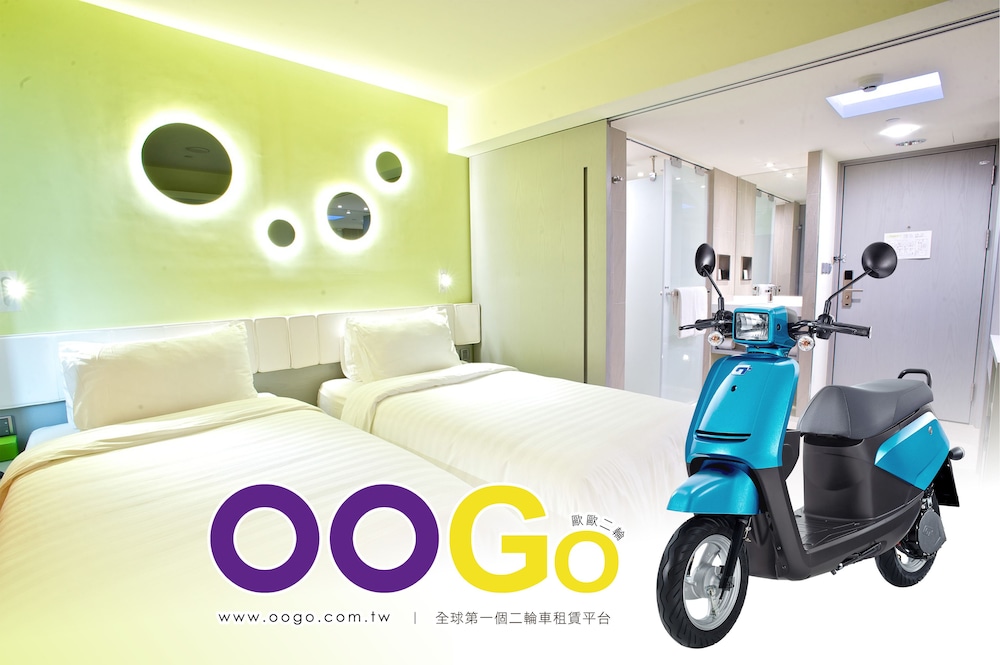 fx inn kaohsiung zhonghua road branch