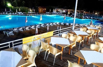 albena