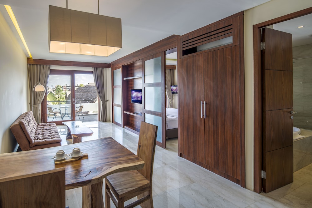 m suite bali
