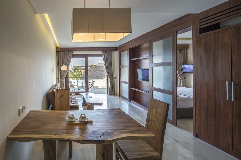m suite bali