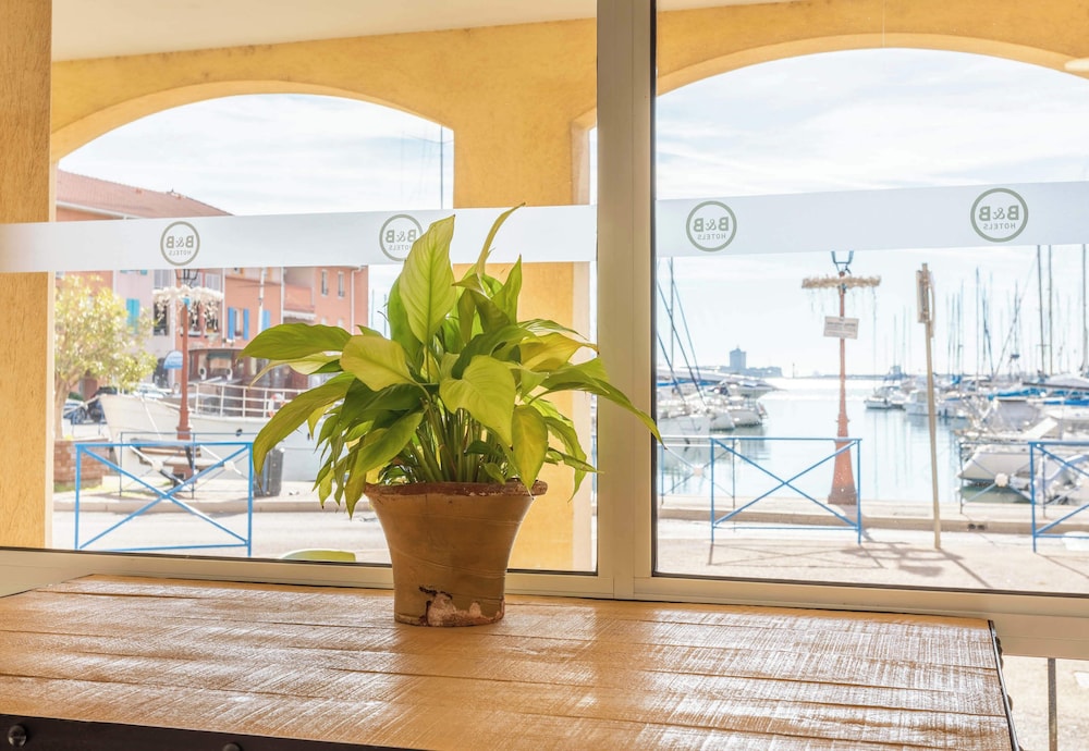 bandb hotel martigues port de bouc