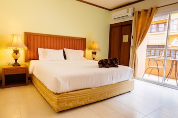 thipurai beach hotel