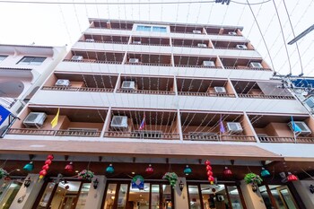 thipurai beach hotel