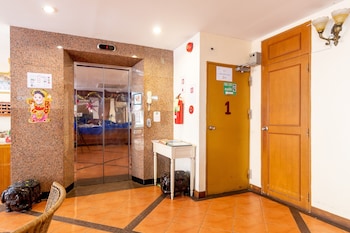 thipurai beach hotel