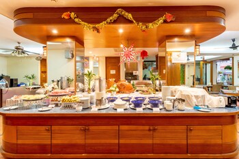 thipurai beach hotel