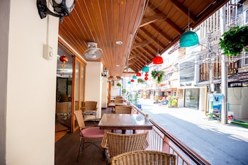 thipurai beach hotel