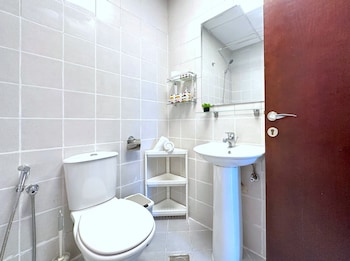 luxury brand new studio