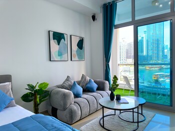 luxury brand new studio