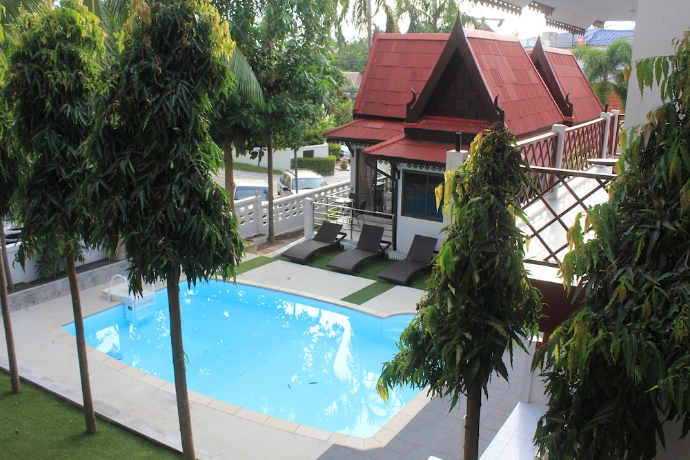 chaweng noi resort