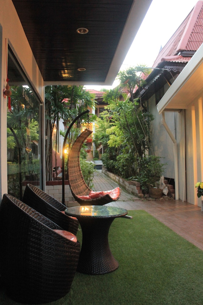 chaweng noi resort