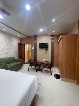 Alexa Hotel & Restaurent,,3 star