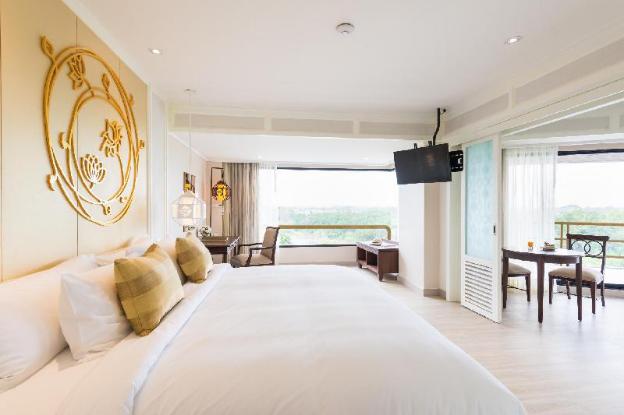 the riverie by katathani