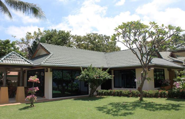 idyllic samui beach villa resort